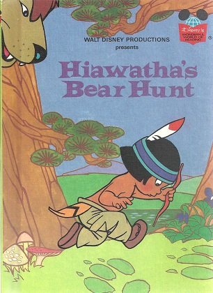 9780394853925: Walt Disney Productions presents Hiawatha's Bear Hunt (Disney's wonderful world of reading)