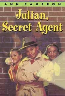 9780394919492: Julian, Secret Agent