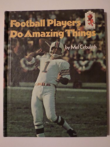 Imagen de archivo de Football Players Do Amazing Things (Step-Up Books ; 22) a la venta por Dunaway Books