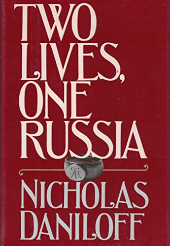 Imagen de archivo de Two Lives, One Russia a la venta por Bruce Davidson Books