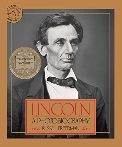 Beispielbild fr Lincoln: A Photobiography (Houghton Mifflin social studies) zum Verkauf von SecondSale