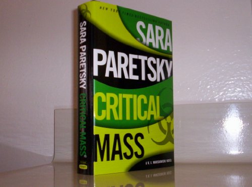 9780399160561: Critical Mass (A V.I. Warshawski Novel)