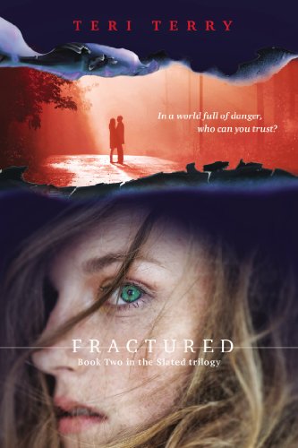 9780399161735: Fractured (Slated Trilogy)