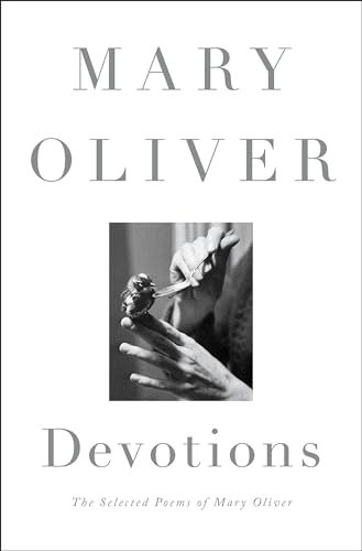 9780399563249: Devotions: The Selected Poems of Mary Oliver