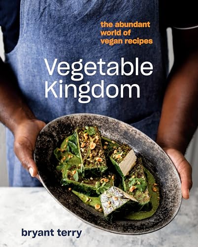 Imagen de archivo de Vegetable Kingdom: The Abundant World of Vegan Recipes a la venta por Off The Shelf