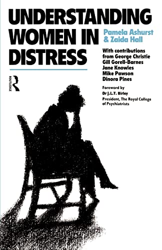 9780415018333: Understanding Women in Distress