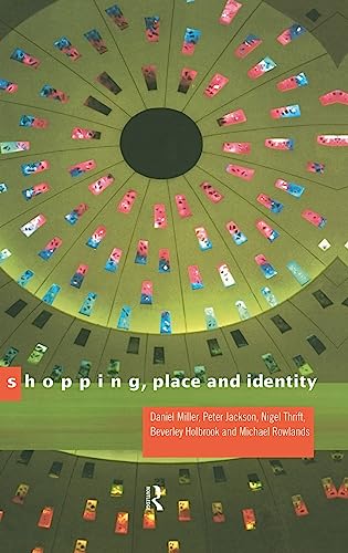 Beispielbild fr Shopping, Place and Identity zum Verkauf von HPB-Red