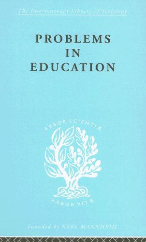 Problems In Education. A Comparative Approach - Holmes, Brian