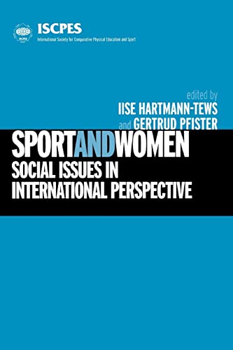 Beispielbild fr Sport and Women: Social Issues in International Perspective zum Verkauf von Anybook.com