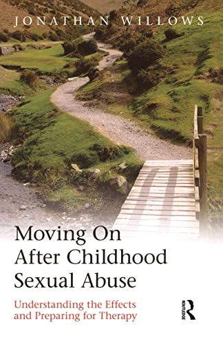 Stock image for Moving on after Childhood Sexual Abuse : Understanding the Effects and Preparing for Therapy for sale by Better World Books