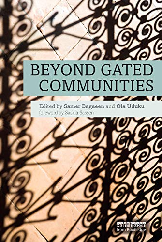 9780415748254: Beyond Gated Communities