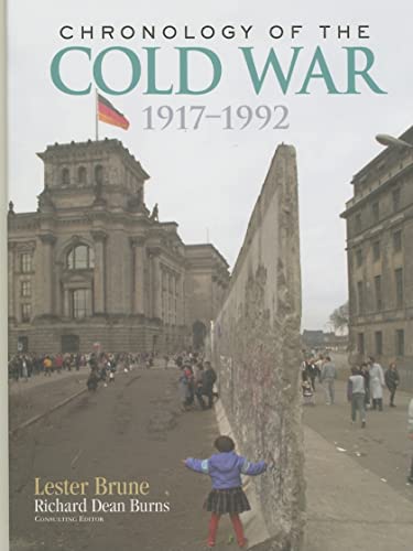 Imagen de archivo de Chronology of the Cold War : 1917-1992 a la venta por Better World Books