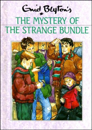 Imagen de archivo de The Mystery of the Strange Bundle (Rewards) a la venta por SecondSale