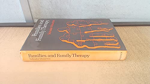 Imagen de archivo de Families and Family Therapy a la venta por AwesomeBooks