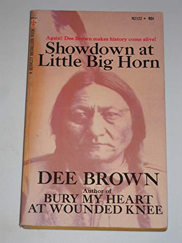 9780425021224: Showdown At Little Big Horn