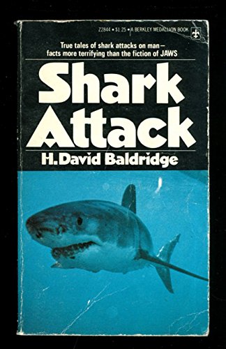 9780425028445: Shark Attack