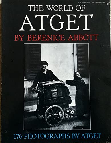 Imagen de archivo de The World Of Atget a la venta por Gavin's Books