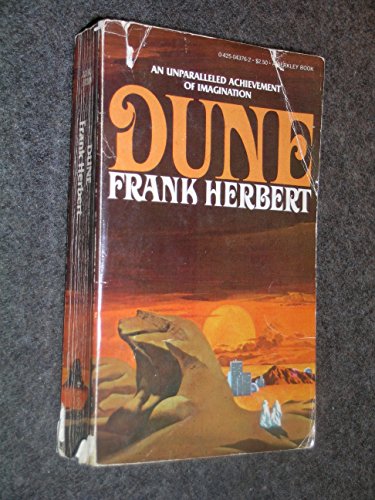 Imagen de archivo de Dune a la venta por Books Unplugged