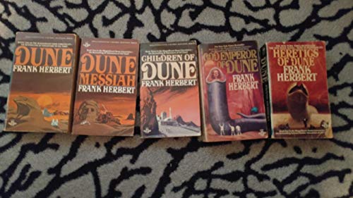 Beispielbild fr Dune: Book One in the Dune Chronicles zum Verkauf von OddReads