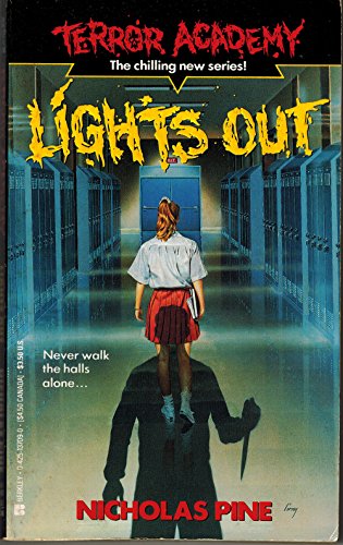 Beispielbild fr Lights Out zum Verkauf von Better World Books