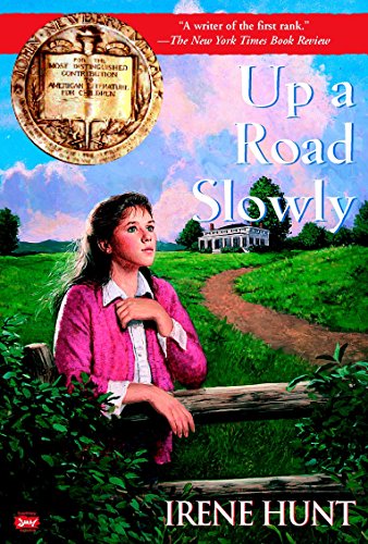 9780425188170: Up a Road Slowly (DIGEST)