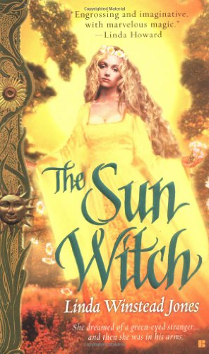 Beispielbild fr The Sun Witch (Fyne Witches, Book 1) zum Verkauf von Wonder Book