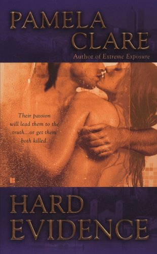 Imagen de archivo de Hard Evidence (I-Team, Book 2) a la venta por SecondSale