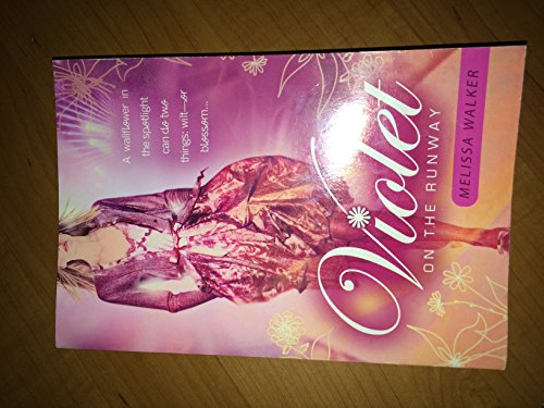 Beispielbild fr Violet on the Runway (Violet, Book 1) zum Verkauf von Wonder Book