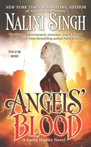 9780425226926: Angels' Blood: 1 (Guild Hunter Novel)