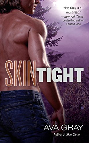 Imagen de archivo de Skin Tight (A Skin Novel) a la venta por BookHolders