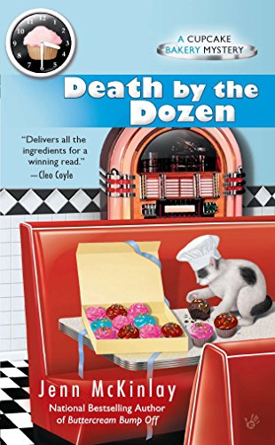 Imagen de archivo de Death by the Dozen (Cupcake Bakery Mystery) a la venta por SecondSale
