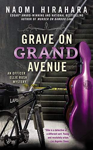 Imagen de archivo de Grave on Grand Avenue (An Officer Ellie Rush Mystery) a la venta por Once Upon A Time Books