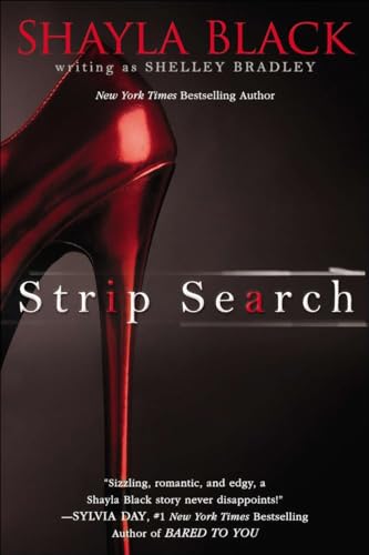 9780425268223: Strip Search (A Sexy Capers Novel)