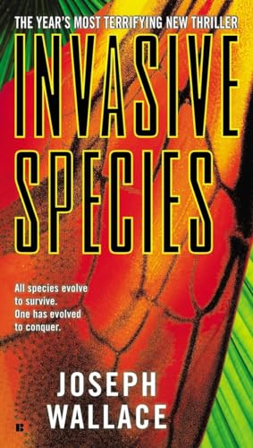 9780425269497: Invasive Species
