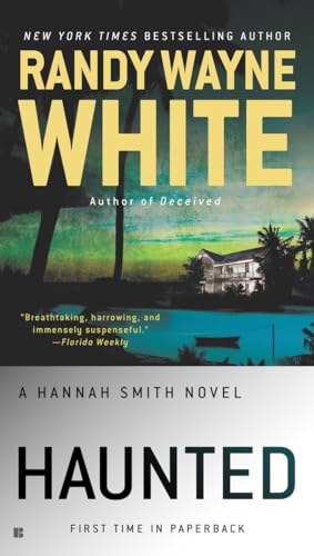 9780425275160: Haunted (A Hannah Smith Novel)