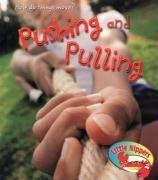 9780431024288: Pushing and Pulling in the Playground (Little Nippers: How Do Things Move)