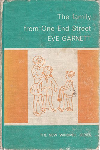 9780435120047: The Family from One End Street (New Windmills)