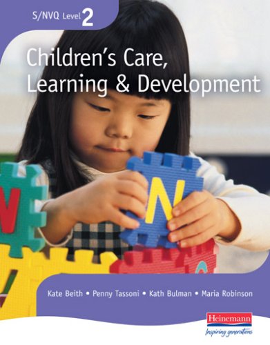 Beispielbild fr S/NVQ Level 2 Children's Care, Learning and Development Candidate Handbook (S/NVQ Children's Care Learning and Development) zum Verkauf von AwesomeBooks