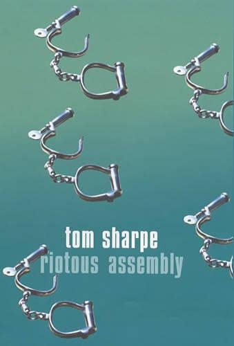 9780436205033: Riotous Assembly