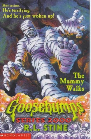 Imagen de archivo de The Mummy Walks (Goosebumps 2000) a la venta por AwesomeBooks