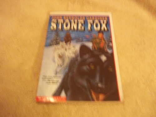 Imagen de archivo de Stone Fox a la venta por Your Online Bookstore