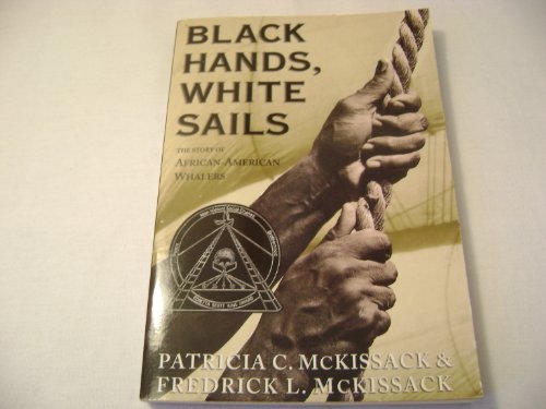 9780439168458: Black Hands, White Sails