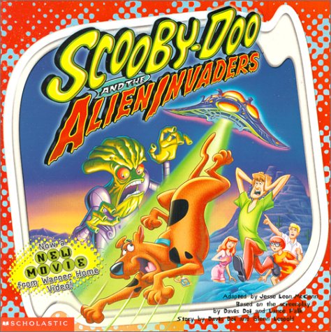 Imagen de archivo de Scooby-Doo 8x8: And the Alien Invaders! a la venta por ThriftBooks-Dallas
