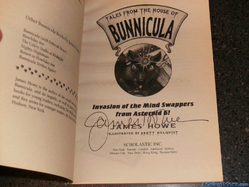 Beispielbild fr Invasion of the Mind Swappers from Asteroid 6! (Tales From the House of Bunnicula Books) zum Verkauf von Wonder Book