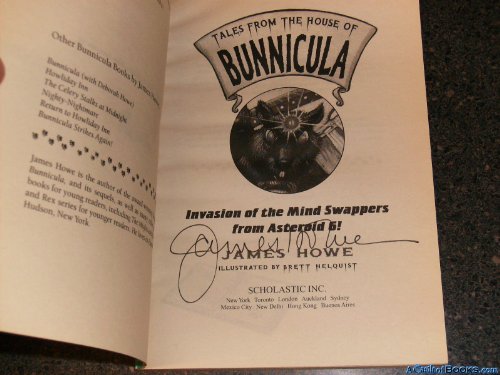 9780439591843: Invasion of the Mind Swappers from Asteroid 6! (Tales From the House of Bunnicula Books)