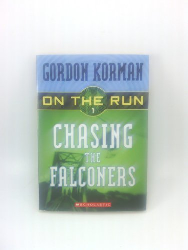 9780439651363: On the Run #1: Chasing the Falconers