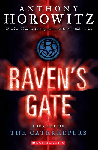 9780439680097: The Gatekeepers #1: Raven's Gate (1)