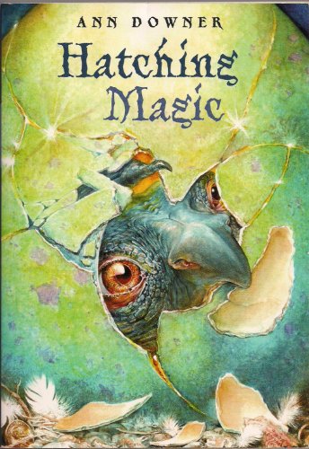 Beispielbild fr Hatching Magic zum Verkauf von Wonder Book