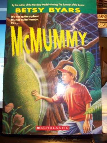 9780439826396: McMummy