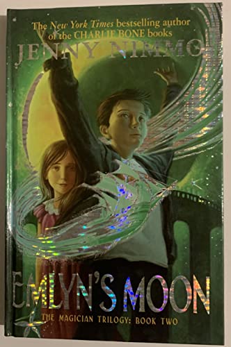 9780439846769: Emlyn's Moon (The Magician Trilogy #2)